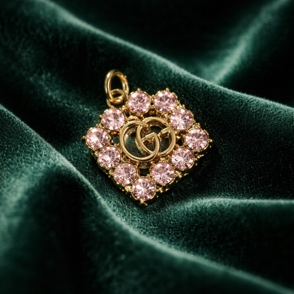 Sold Euc vintage gucci charm button pull pink gems - Picture 2 of 3
